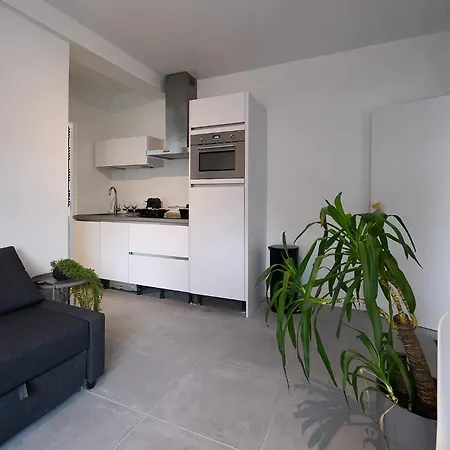 The Art Gallery - Mario's Place - By T&s * 에인트호번