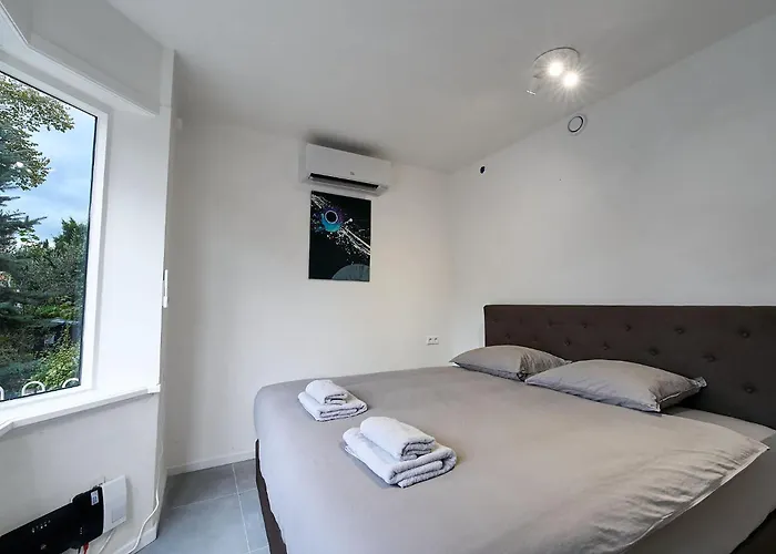 Stratum No Kitchen Mario's - By T&s *